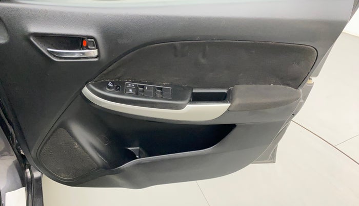 2015 Maruti Baleno DELTA PETROL 1.2, Petrol, Manual, 75,652 km, Driver Side Door Panels Control