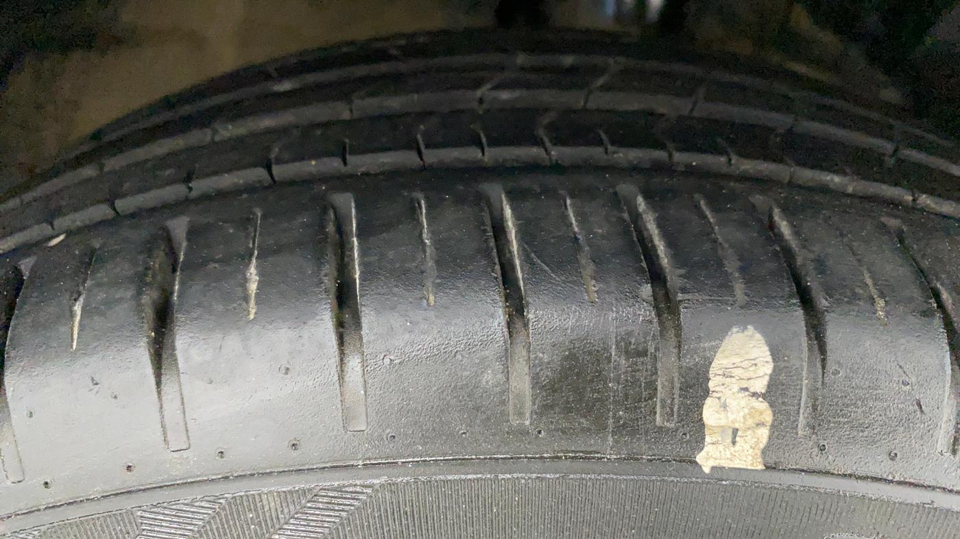 2020 Maruti Baleno ALPHA PETROL 1.2, Petrol, Manual, 26,100 km, Right Front Tyre Tread