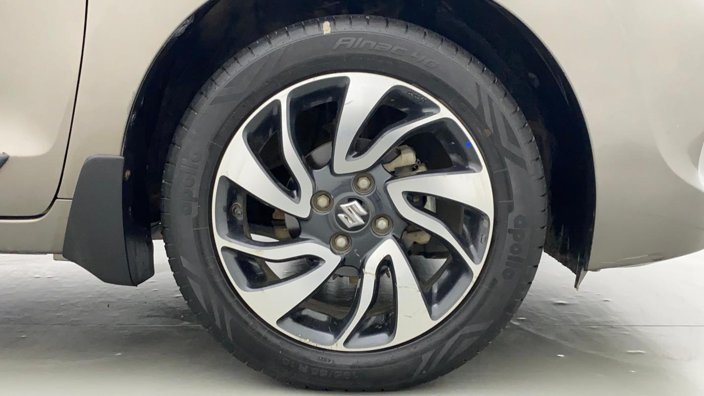 2020 Maruti Baleno ALPHA PETROL 1.2, Petrol, Manual, 26,100 km, Right Front Wheel