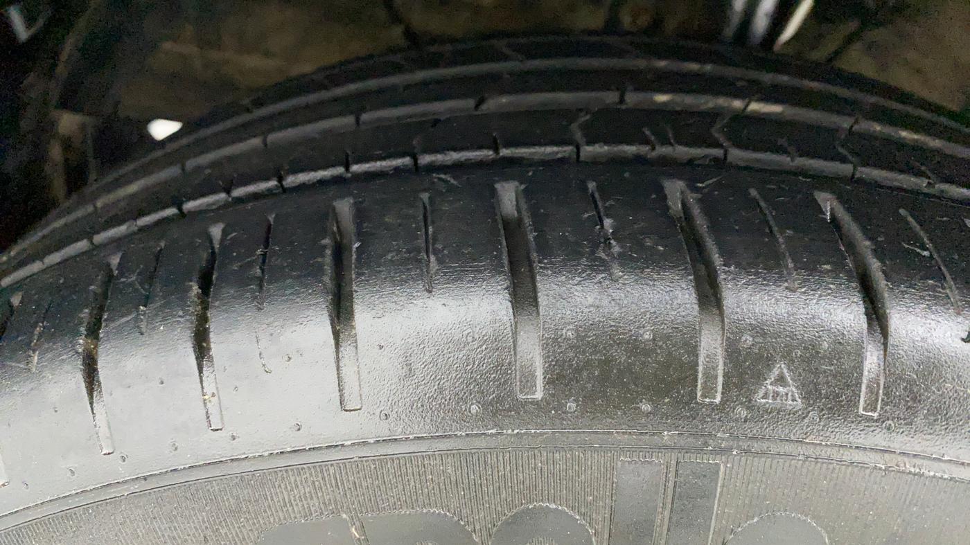2020 Maruti Baleno ALPHA PETROL 1.2, Petrol, Manual, 26,100 km, Left Front Tyre Tread