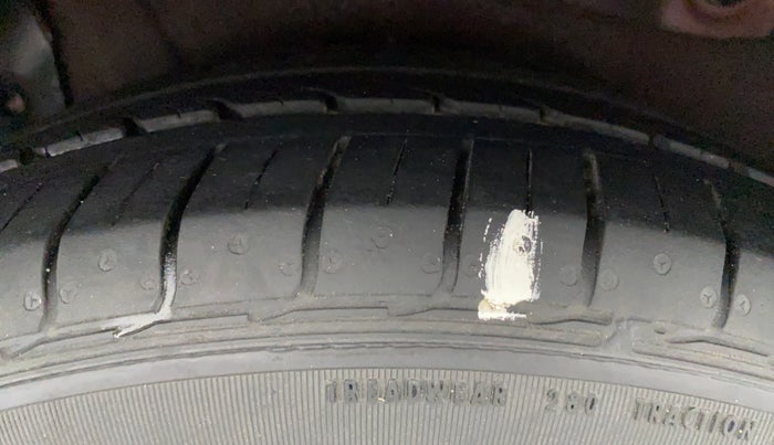 2014 Hyundai Verna FLUIDIC 1.4 VTVT, CNG, Manual, 66,400 km, Right Rear Tyre Tread