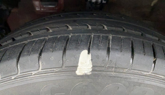 2014 Hyundai Verna FLUIDIC 1.4 VTVT, CNG, Manual, 66,400 km, Left Front Tyre Tread