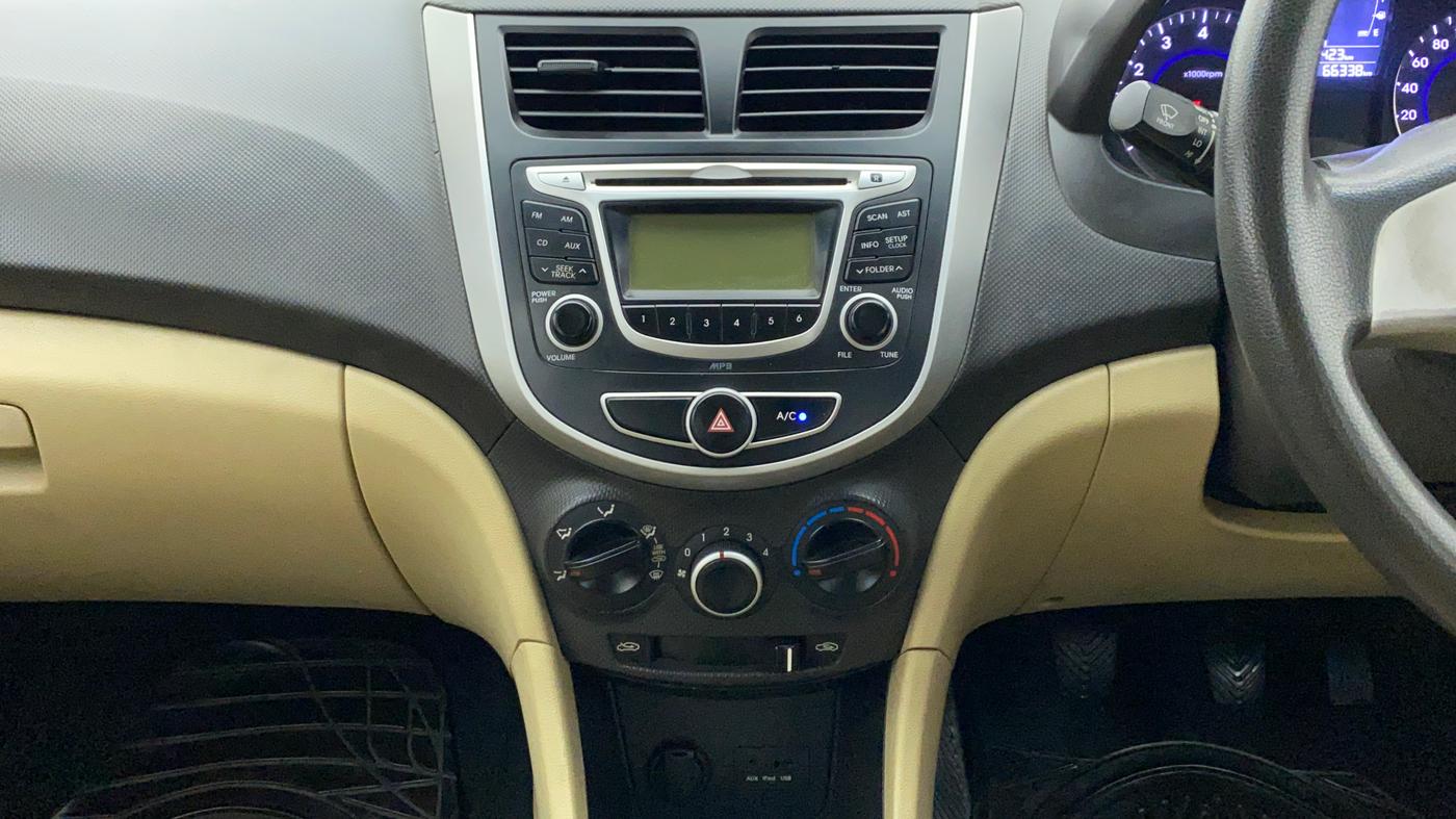 2014 Hyundai Verna FLUIDIC 1.4 VTVT, CNG, Manual, 66,400 km, Air Conditioner