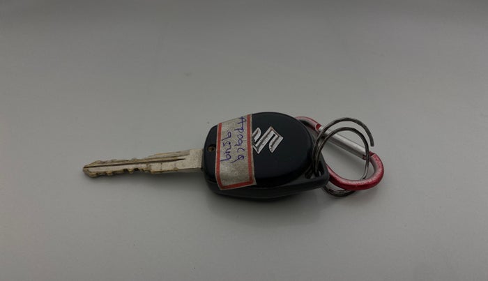 2013 Maruti Swift Dzire ZDI, Diesel, Manual, 93,350 km, Key Close Up