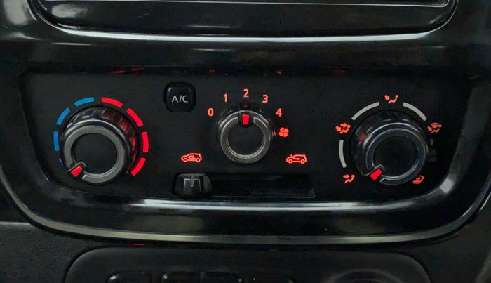2017 Renault Kwid RXT 1.0, Petrol, Manual, 53,588 km, Dashboard - Air Re-circulation knob is not working