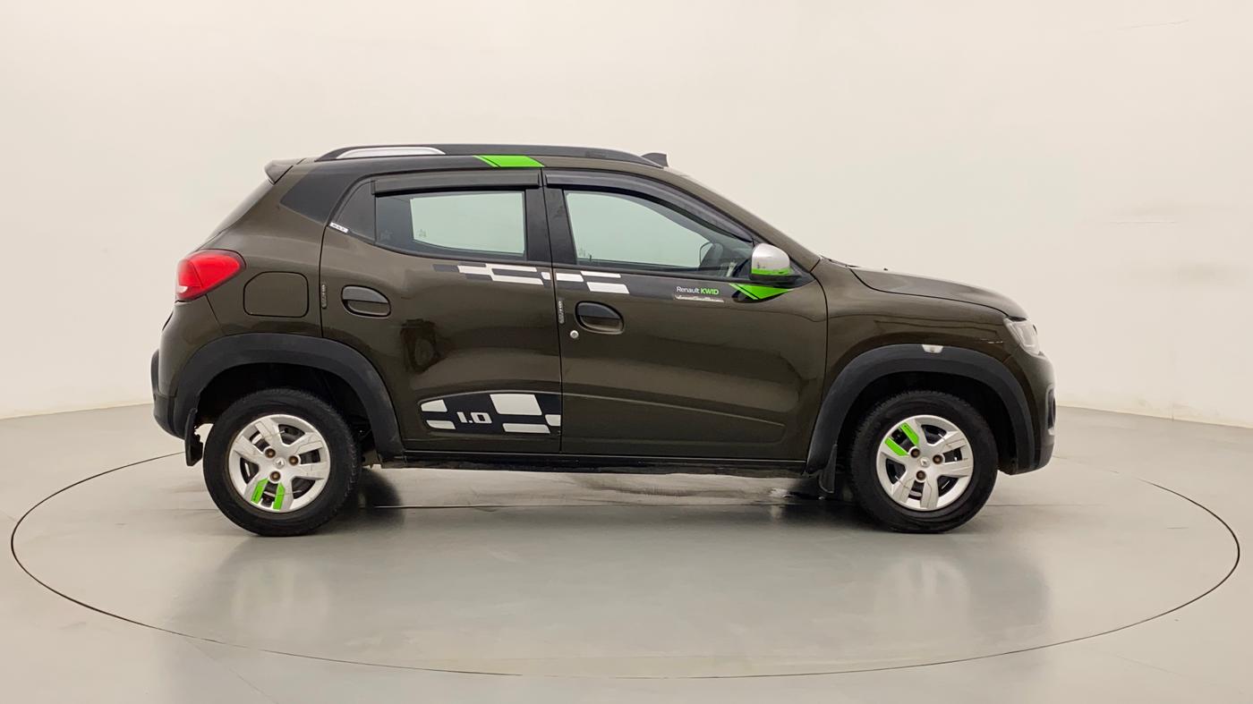2017 Renault Kwid RXT 1.0, Petrol, Manual, 53,588 km, Right Side View