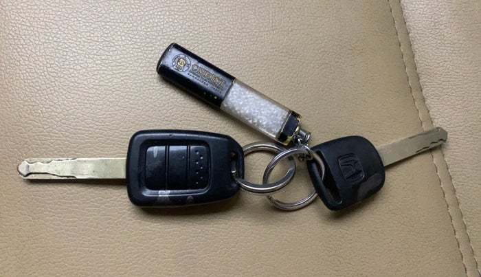 2016 Honda Jazz 1.2L I-VTEC V, Petrol, Manual, 85,080 km, Key Close Up