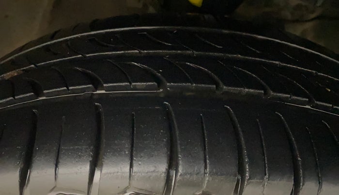 2016 Honda Jazz 1.2L I-VTEC V, Petrol, Manual, 85,080 km, Right Front Tyre Tread