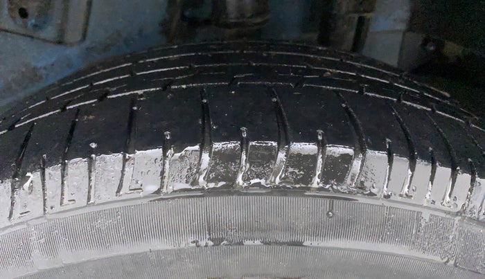 2018 Tata NEXON XT PETROL, Petrol, Manual, 82,757 km, Left Rear Tyre Tread