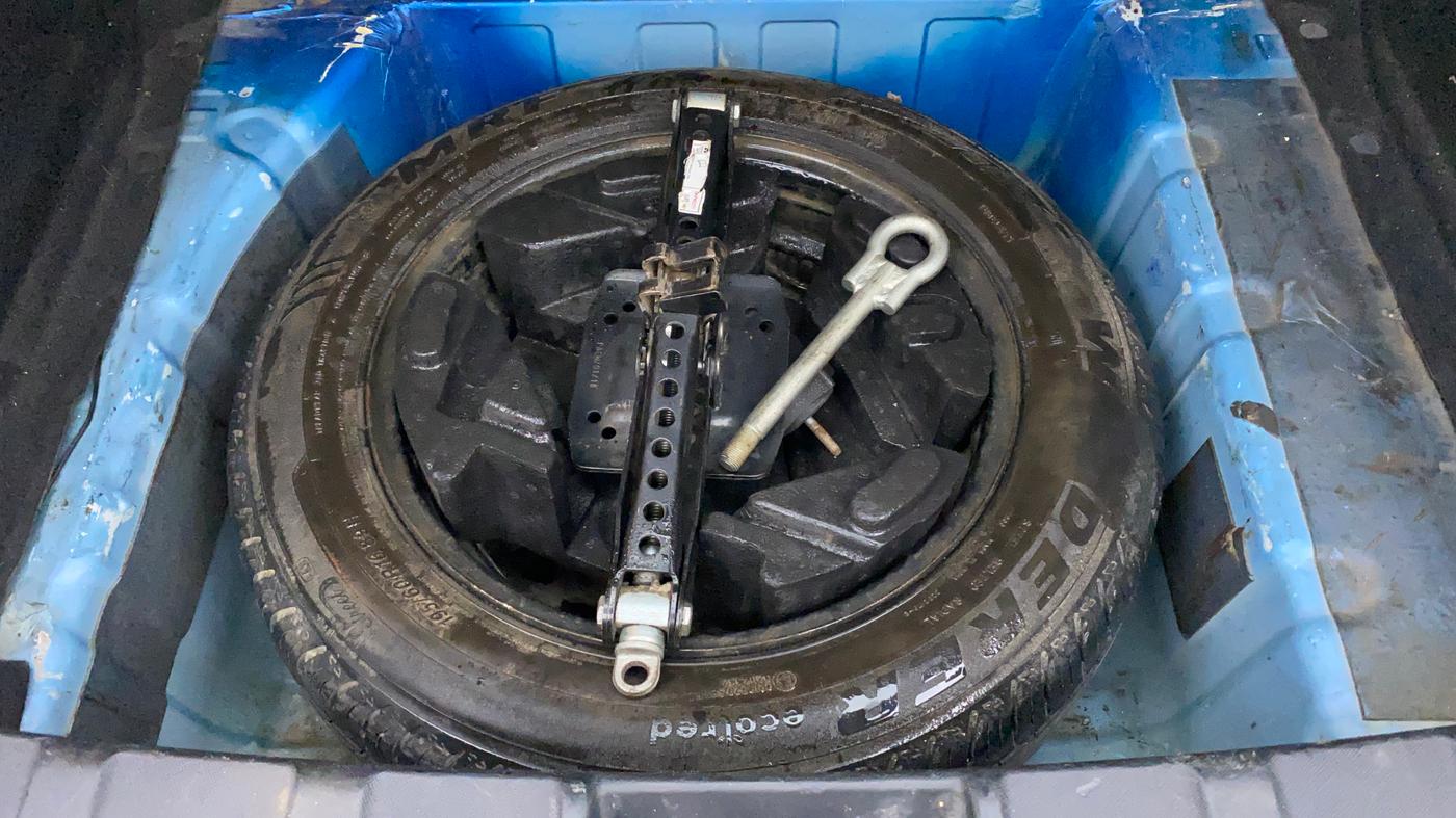2018 Tata NEXON XT PETROL, Petrol, Manual, 82,757 km, Spare Tyre