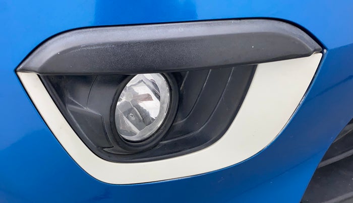 2018 Tata NEXON XT PETROL, Petrol, Manual, 82,757 km, Right fog light - Not working