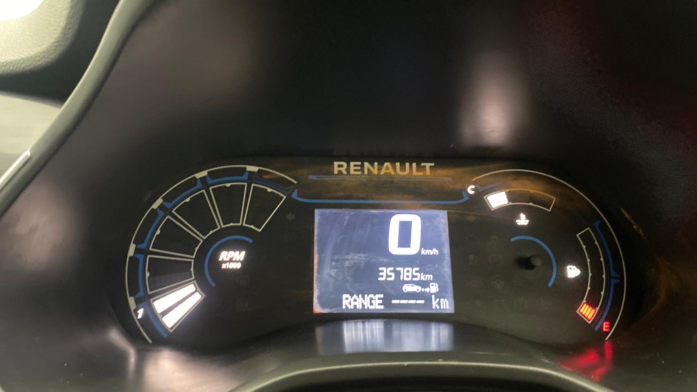 2019 Renault TRIBER RXT, Petrol, Manual, 35,764 km, Odometer Image