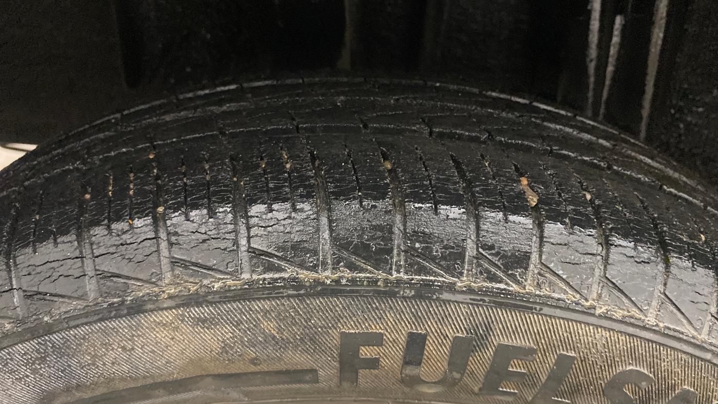2019 Renault TRIBER RXT, Petrol, Manual, 35,764 km, Right Rear Tyre Tread