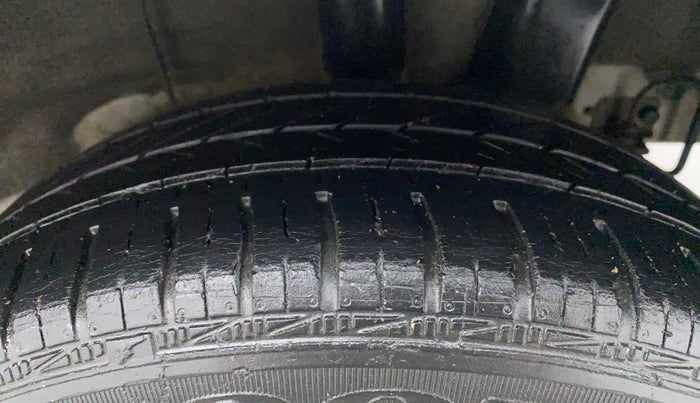 2016 Hyundai Grand i10 ASTA (O) AT 1.2 KAPPA VTVT, Petrol, Automatic, 43,385 km, Left Rear Tyre Tread