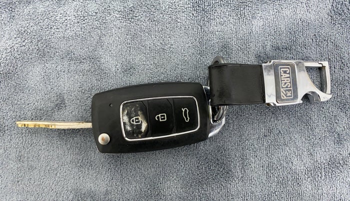 2019 Hyundai NEW SANTRO SPORTZ 1.1, Petrol, Manual, 29,826 km, Key Close Up