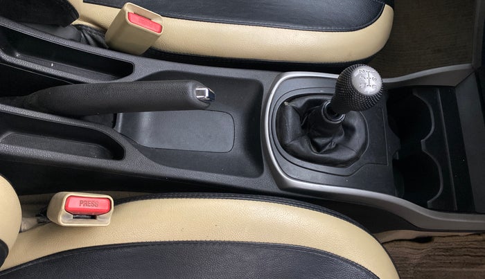 2016 Honda City 1.5L I-VTEC SV, Petrol, Manual, 97,468 km, Gear Lever