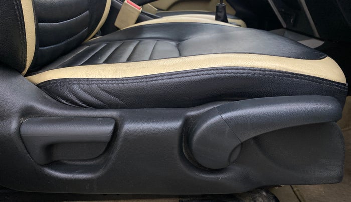 2016 Honda City 1.5L I-VTEC SV, Petrol, Manual, 97,468 km, Driver Side Adjustment Panel