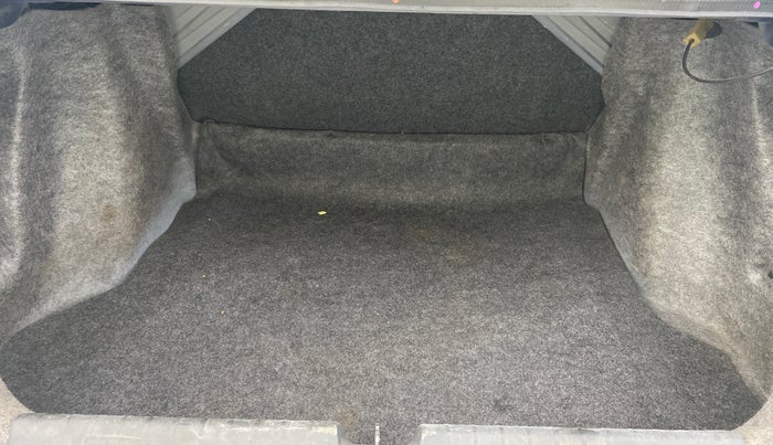 2015 Honda City 1.5L I-VTEC VX, Petrol, Manual, 95,915 km, Boot Inside