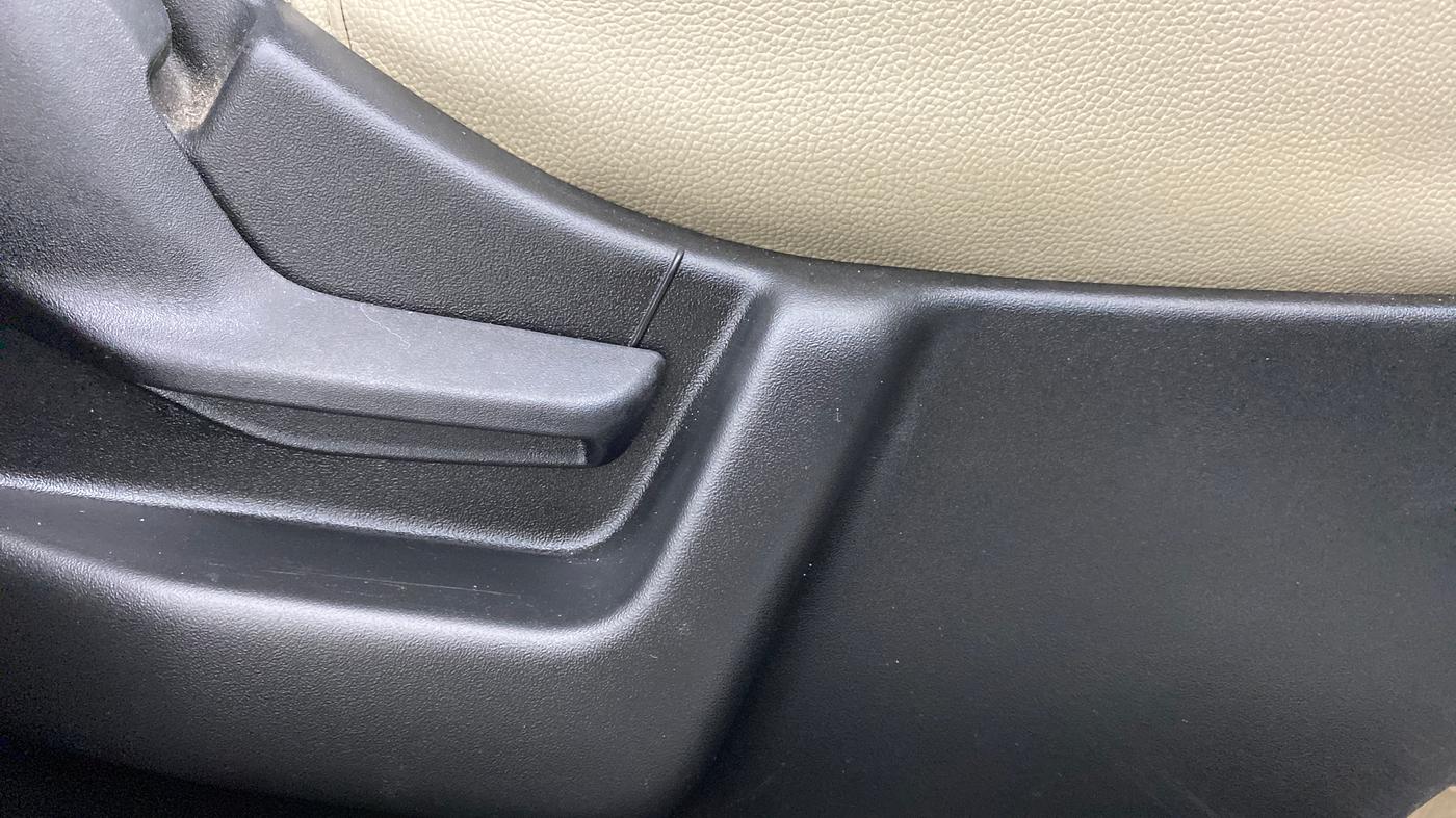 2019 Maruti New Wagon-R VXI 1.2L, Petrol, Manual, 20,897 km, Driver Side Adjustment Panel