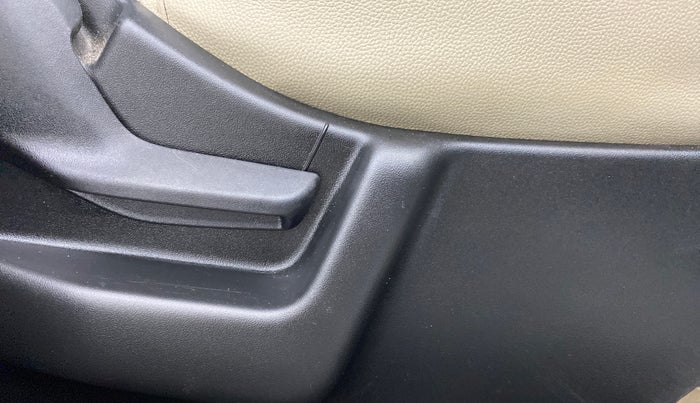 2019 Maruti New Wagon-R VXI 1.2L, Petrol, Manual, 20,897 km, Driver Side Adjustment Panel