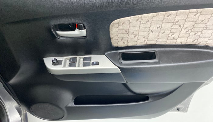 2013 Maruti Wagon R 1.0 VXI, Petrol, Manual, 52,002 km, Driver Side Door Panels Control