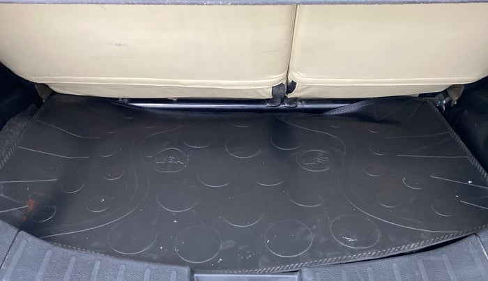 2013 Maruti Wagon R 1.0 VXI, Petrol, Manual, 52,002 km, Boot Inside