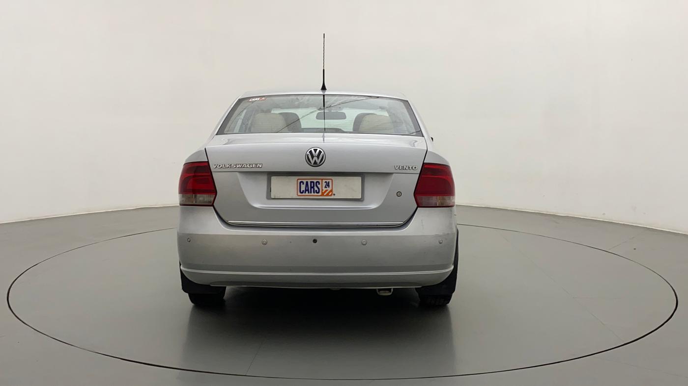 2010 Volkswagen Vento HIGHLINE 1.6 MPI, Petrol, Manual, 52,080 km, Back/Rear