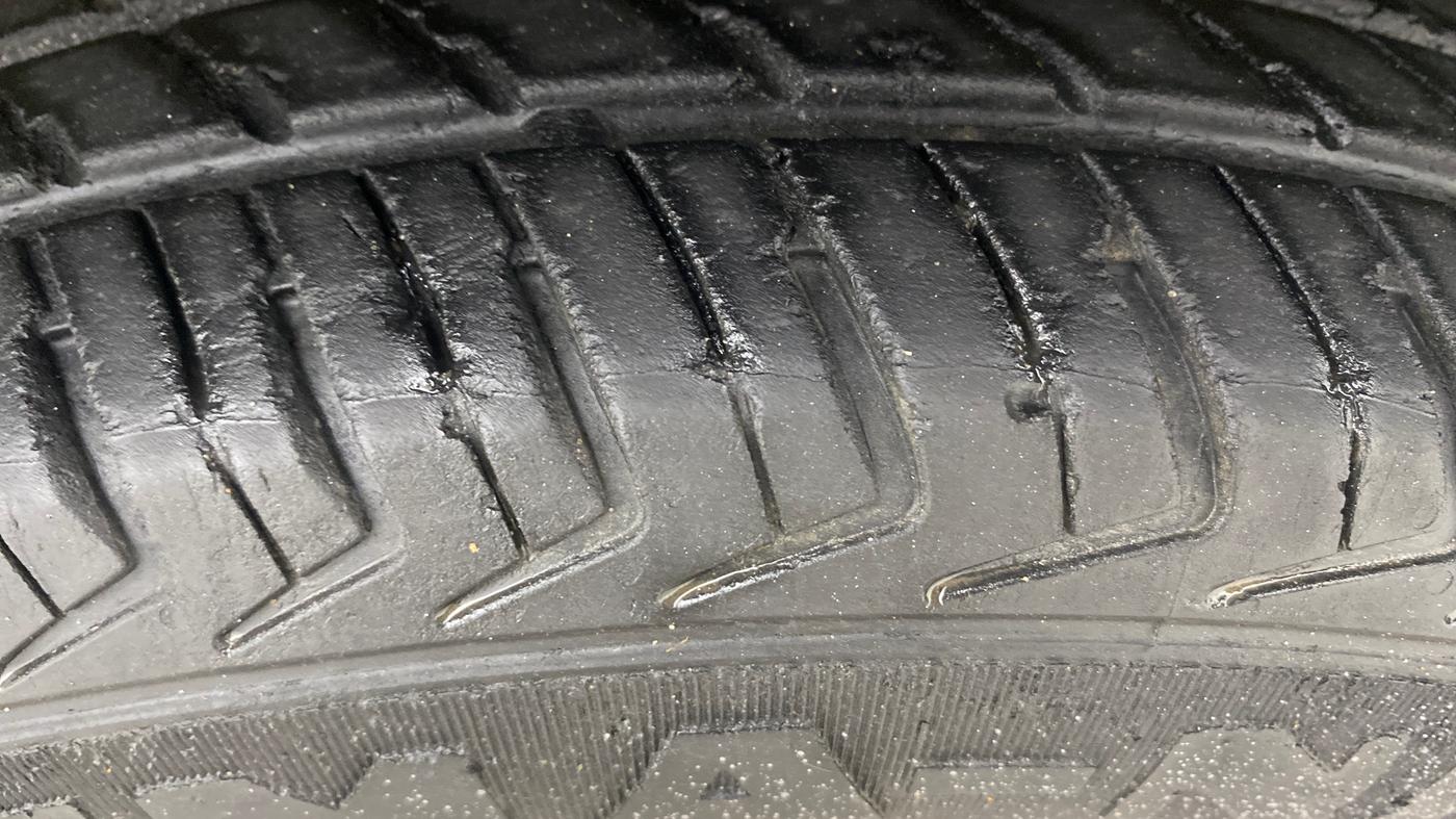 2023 Maruti Alto K10 VXI PLUS AMT, Petrol, Automatic, 32,312 km, Right Front Tyre Tread