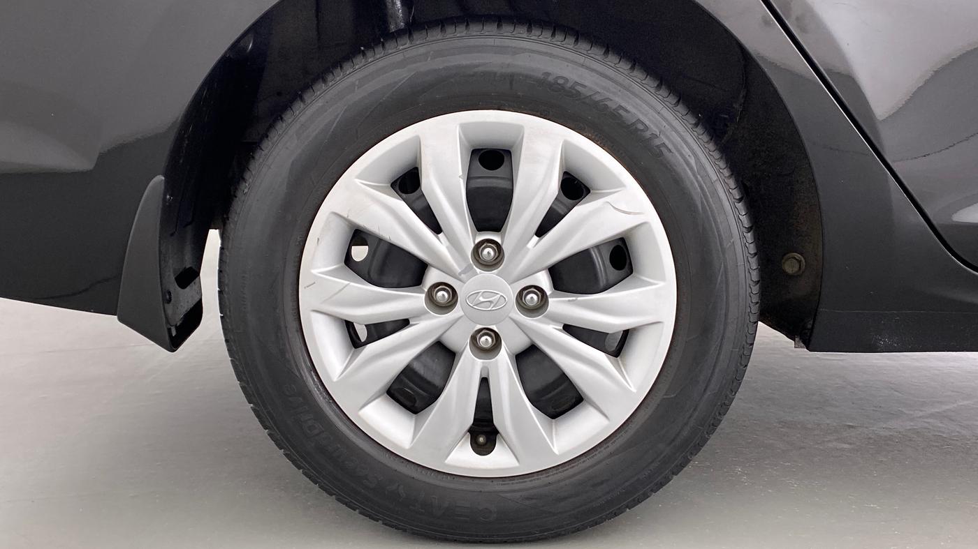 2018 Hyundai Verna 1.4 VTVT EX, Petrol, Manual, 32,296 km, Right Rear Wheel
