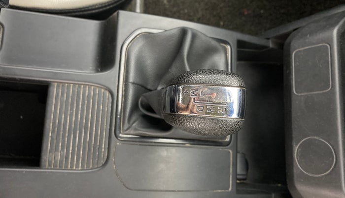 2021 Renault Kiger RXL AMT, Petrol, Automatic, 28,306 km, Gear Lever