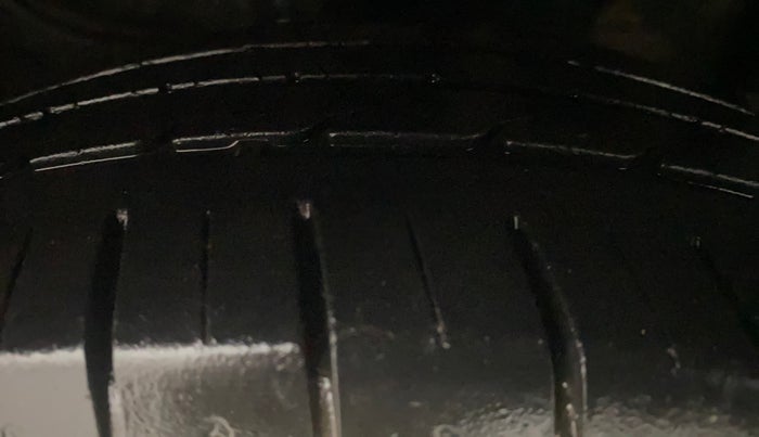 2021 KIA SELTOS GTX PLUS DCT 1.4 PETROL, Petrol, Automatic, 42,250 km, Right Front Tyre Tread