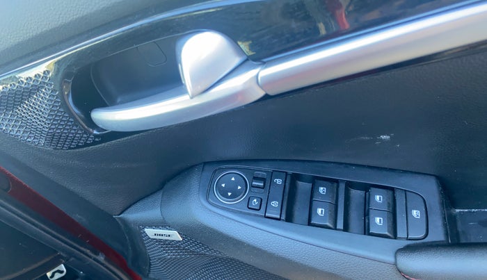 2021 KIA SELTOS GTX PLUS DCT 1.4 PETROL, Petrol, Automatic, 42,250 km, Driver Side Door Panels Control