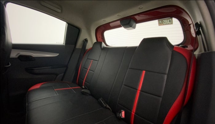 2018 Mahindra KUV 100 NXT K6+ P 6 STR, Petrol, Manual, 35,641 km, Right Side Rear Door Cabin