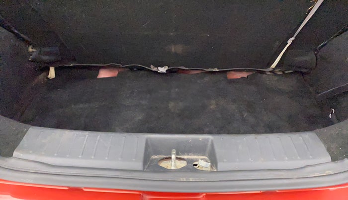 2018 Mahindra KUV 100 NXT K6+ P 6 STR, Petrol, Manual, 35,641 km, Boot Inside