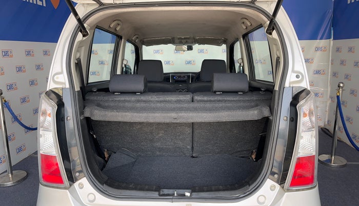2015 Maruti Wagon R Stingray VXI, Petrol, Manual, 98,780 km, Boot Inside