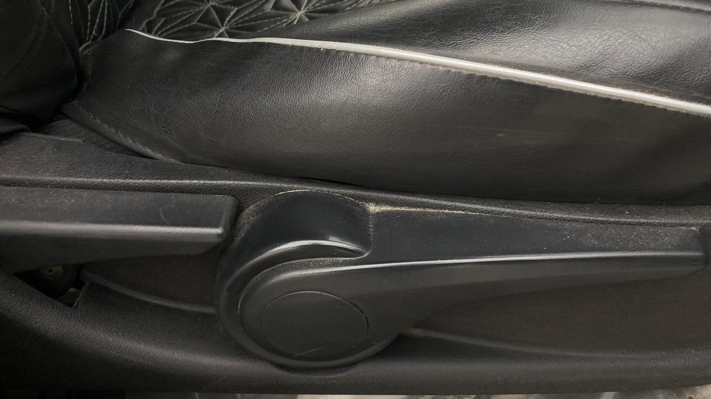 2019 Tata NEXON XZA PLUS PETROL, Petrol, Automatic, 45,208 km, Driver Side Adjustment Panel