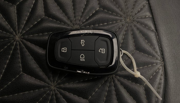 2019 Tata NEXON XZA PLUS PETROL, Petrol, Automatic, 45,208 km, Key Close Up