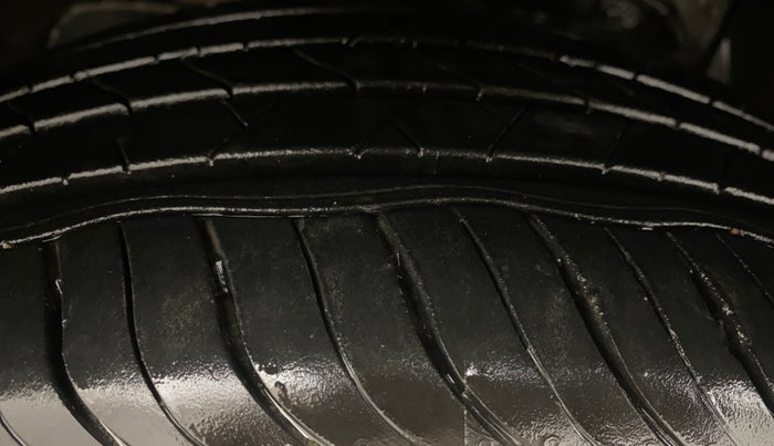 2019 Tata NEXON XZA PLUS PETROL, Petrol, Automatic, 45,208 km, Left Front Tyre Tread