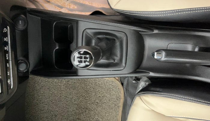 2023 Maruti FRONX DELTA PLUS 1.2MT, Petrol, Manual, 21,841 km, Gear Lever