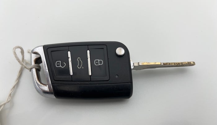 2023 Maruti FRONX DELTA PLUS 1.2MT, Petrol, Manual, 21,841 km, Key Close Up