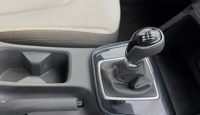 2024 Hyundai Creta S (O) 1.5 PETROL, Petrol, Manual, 15,861 km, Gear Lever