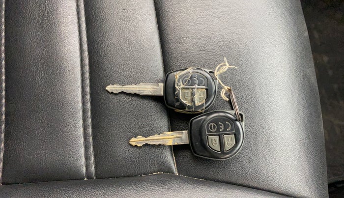 2016 Maruti Baleno DELTA PETROL 1.2, Petrol, Manual, 69,549 km, Key Close Up