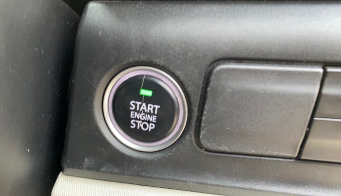 2022 Tata ALTROZ XZA, Petrol, Automatic, 36,755 km, Keyless Start/ Stop Button