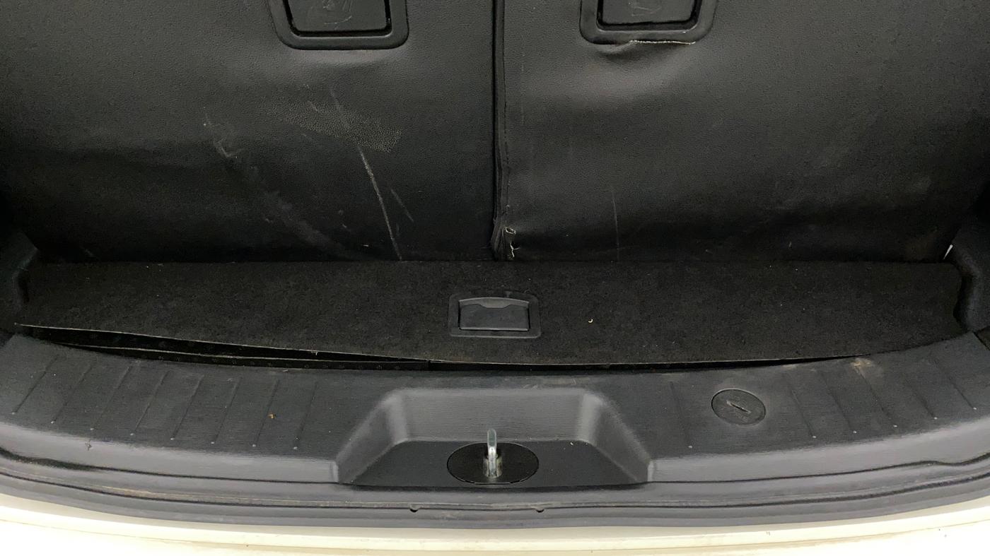 2021 Mahindra XUV500 W7, Diesel, Manual, 44,205 km, Boot Inside