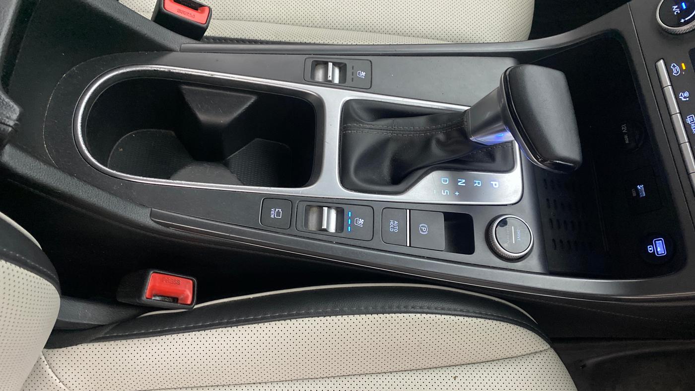2021 Hyundai Creta SX (O) IVT 1.5 PETROL, Petrol, Automatic, 41,992 km, Gear Lever