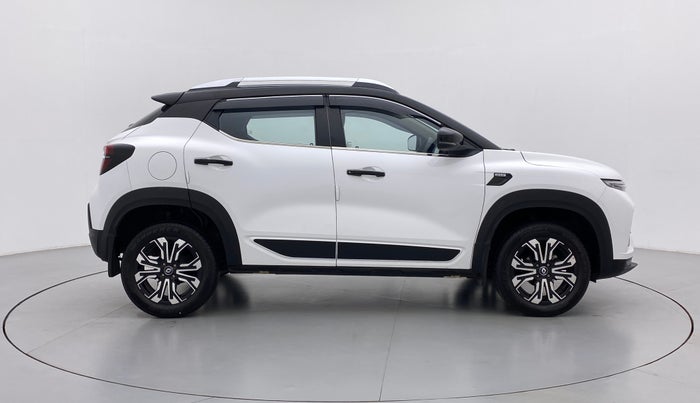 2022 Renault Kiger RXZ 1.0 MT, Petrol, Manual, 4,524 km, Right Side View