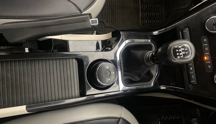 2022 Tata NEXON XZ PLUS PETROL, Petrol, Manual, 76,071 km, Gear Lever