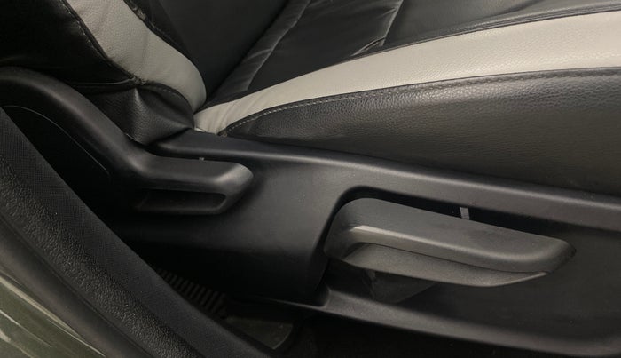 2022 Tata NEXON XZ PLUS PETROL, Petrol, Manual, 76,071 km, Driver Side Adjustment Panel