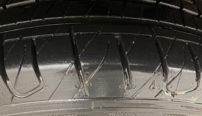 2022 Tata NEXON XZ PLUS PETROL, Petrol, Manual, 76,071 km, Left Front Tyre Tread