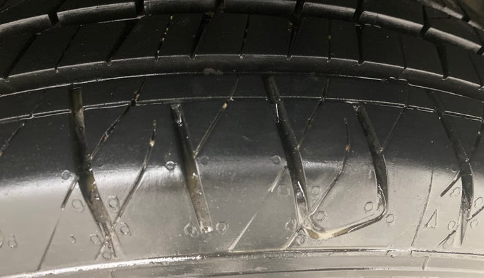 2022 Tata NEXON XZ PLUS PETROL, Petrol, Manual, 76,071 km, Left Rear Tyre Tread